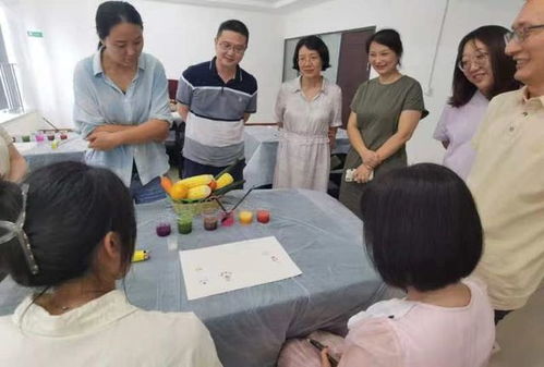 首屆“邊吃邊療”飲食心理實(shí)用技術(shù)班在成都圓滿(mǎn)落幕，酒店管理與信息咨詢(xún)服務(wù)獲新啟發(fā)